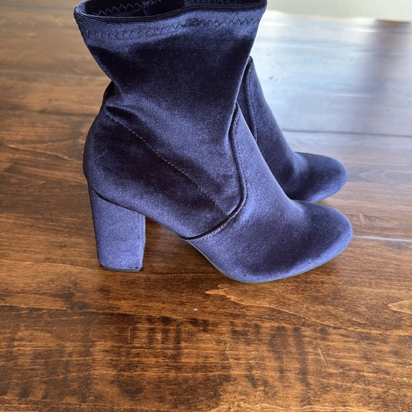 Candies Women's FANSVNAVY Velvet Ankle Boots Size 6 - Picture 4 of 9